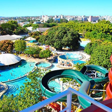 Caldas Novas Imperio Romano Com 1 Dia No Acqua Park Exterior photo