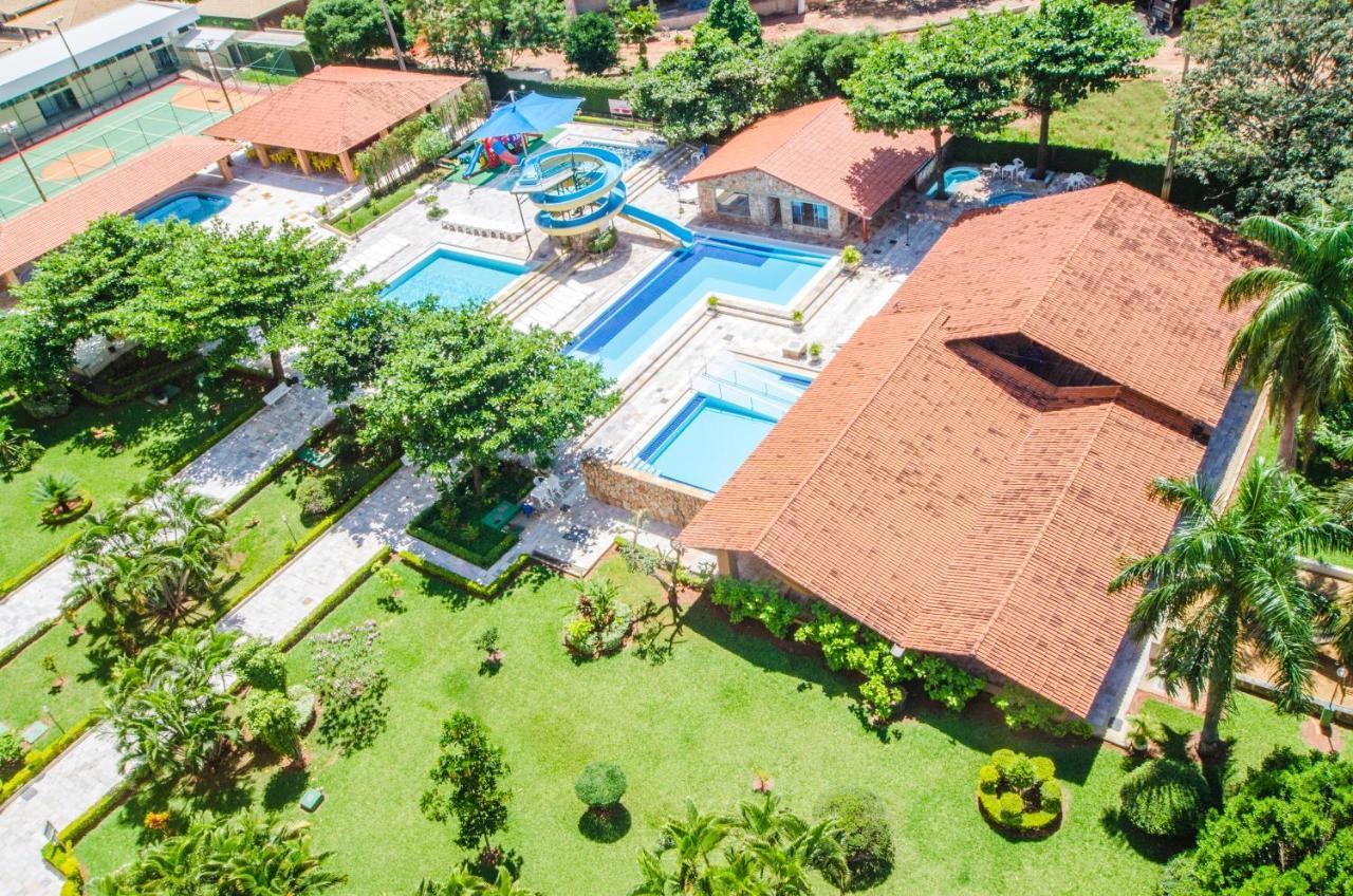 Caldas Novas Imperio Romano Com 1 Dia No Acqua Park Exterior photo