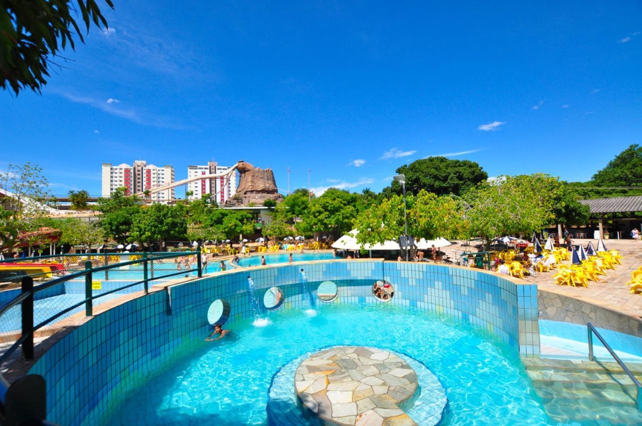 Caldas Novas Imperio Romano Com 1 Dia No Acqua Park Exterior photo