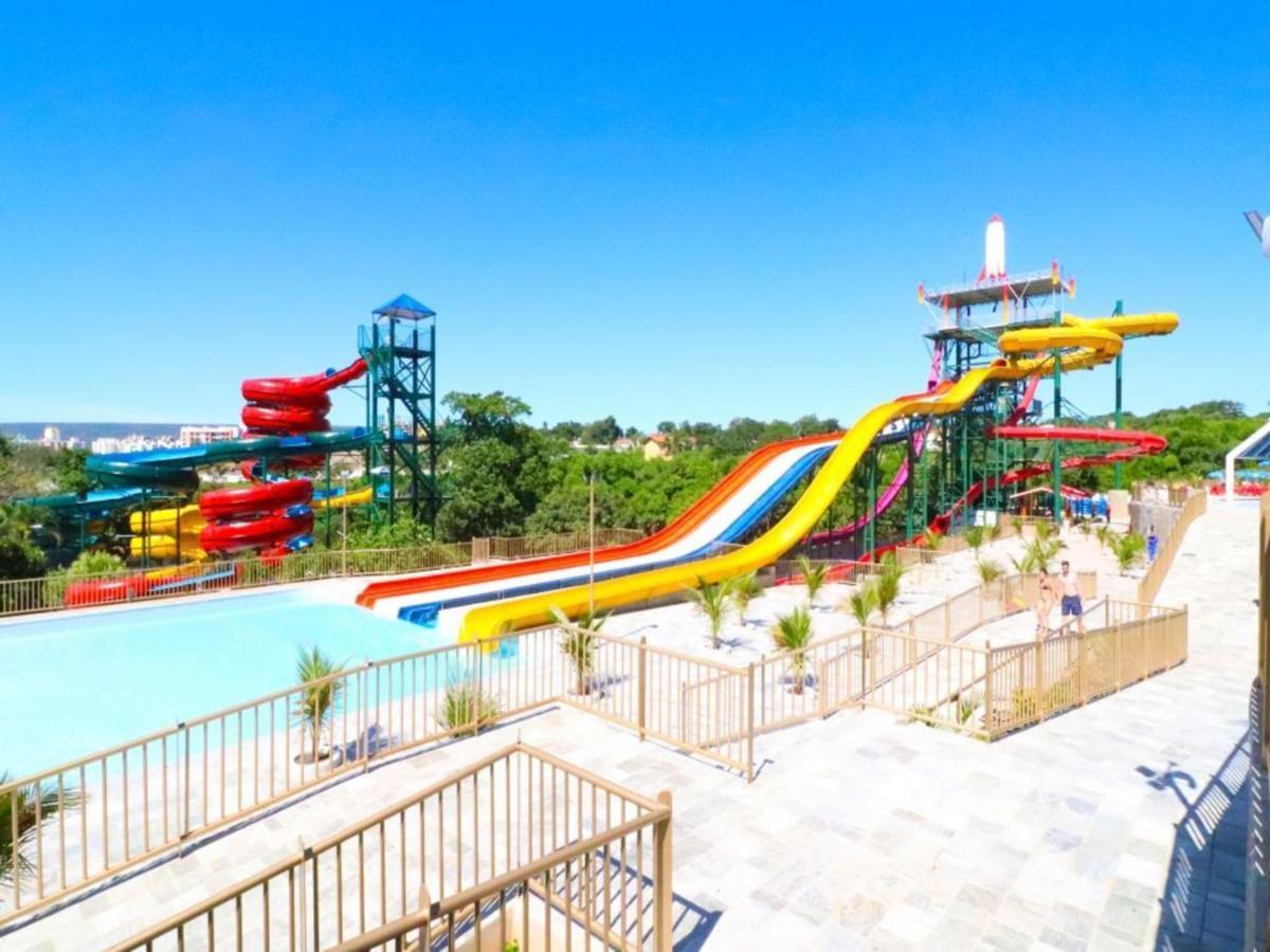 Caldas Novas Imperio Romano Com 1 Dia No Acqua Park Exterior photo
